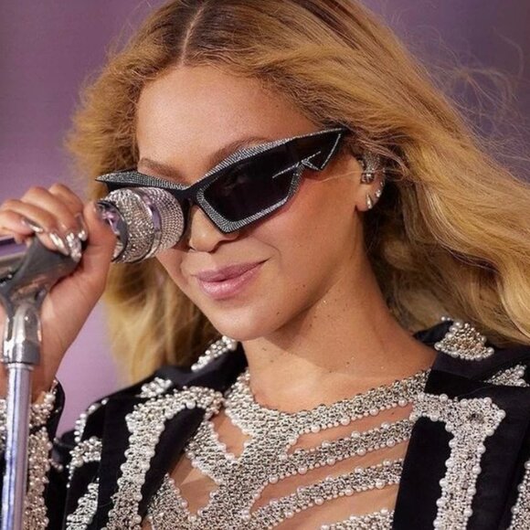 NEW GV40082I 02A GIVENCHY MATTE BLACK WITH STONES WOMEN GIVENCHY SUNGLASSES - Picture 5 of 11